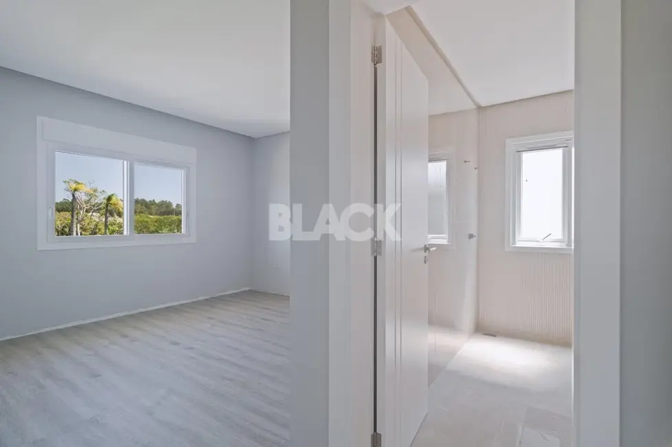 Casa de Condomínio com 4 quartos à venda, 260m2 em Torres - RS - imagem 8 Foto 8 de Casa de Condomínio com 4 quartos à venda, 260m2 em Torres - RS