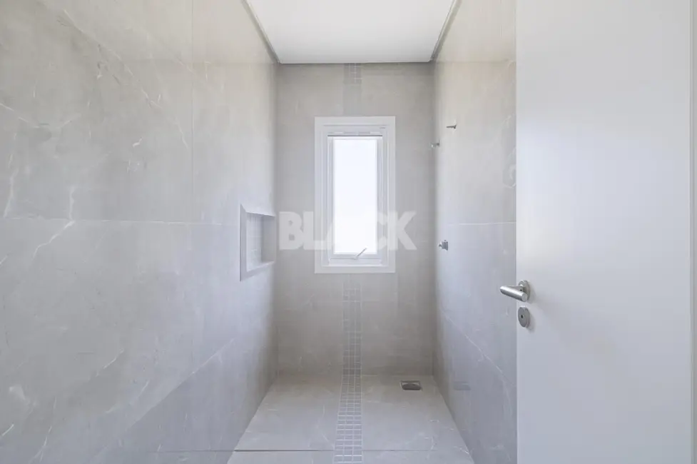 Casa de Condomínio com 4 quartos à venda, 260m2 em Torres - RS - imagem 9 Foto 9 de Casa de Condomínio com 4 quartos à venda, 260m2 em Torres - RS