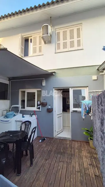 Casa com 3 quartos à venda, 79m2 em Torres - RS - imagem 8 Foto 8 de Casa com 3 quartos à venda, 79m2 em Torres - RS