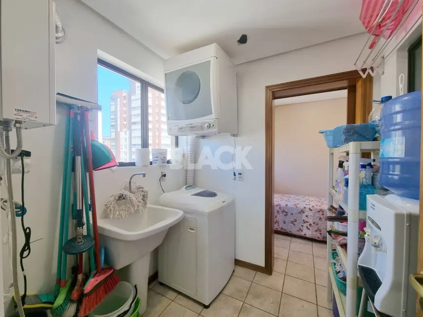 Cobertura com 4 quartos à venda, 400m2 em Torres - RS - imagem 5 Foto 5 de Cobertura com 4 quartos à venda, 400m2 em Torres - RS