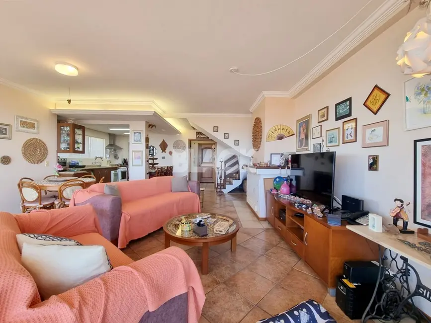 Cobertura com 4 quartos à venda, 400m2 em Torres - RS - imagem 8 Foto 8 de Cobertura com 4 quartos à venda, 400m2 em Torres - RS