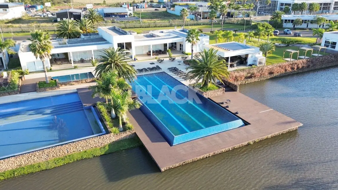 Foto 2 de Terreno / Lote à venda, 420m2 em Torres - RS