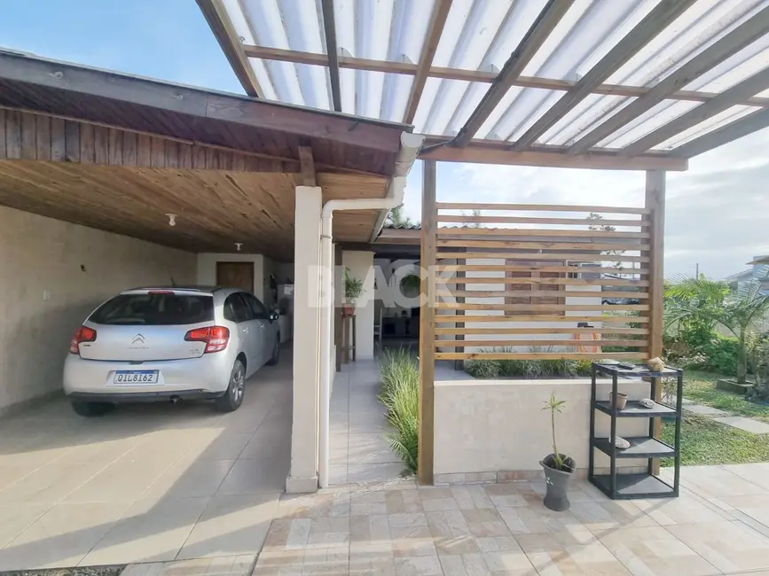 Foto 5 de Casa com 3 quartos à venda, 120m2 em Passo De Torres - SC