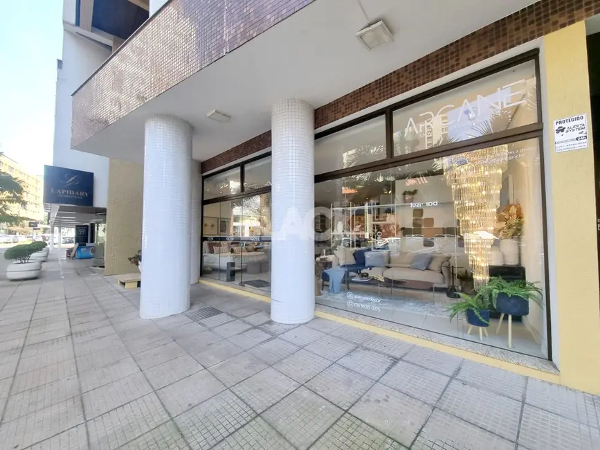 Loja com 3 quartos à venda, 305m2 em Centro, Torres - RS - imagem 3 Foto 3 de Loja com 3 quartos à venda, 305m2 em Centro, Torres - RS