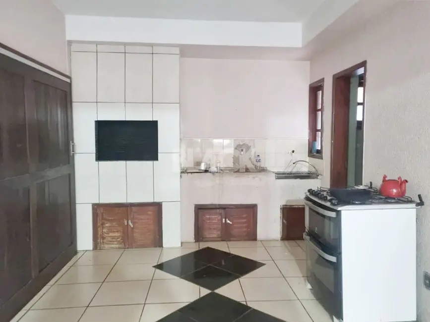 Foto 3 de Casa com 3 quartos à venda, 350m2 em Torres - RS