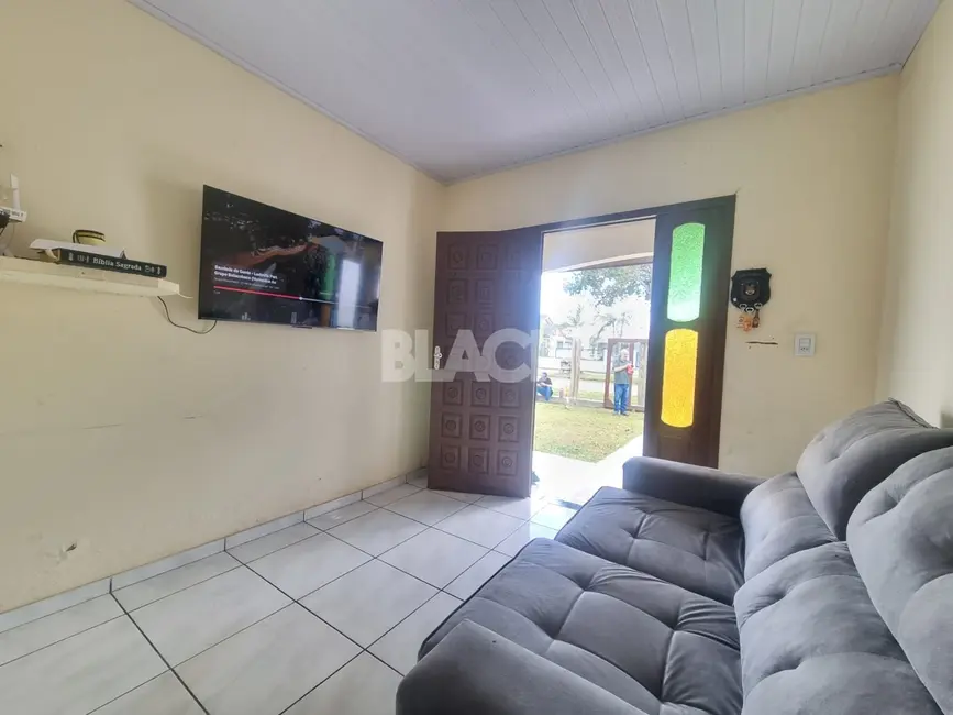 Foto 3 de Casa com 3 quartos à venda, 110m2 em Passo De Torres - SC