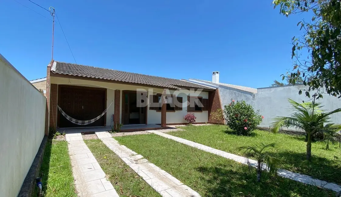 Foto 1 de Casa com 3 quartos à venda, 110m2 em Passo De Torres - SC