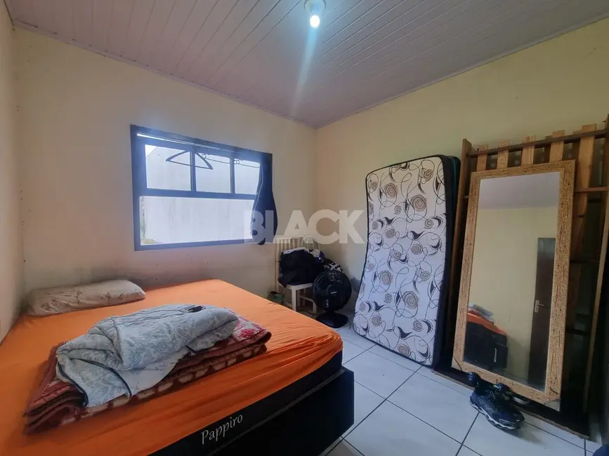 Foto 9 de Casa com 3 quartos à venda, 110m2 em Passo De Torres - SC