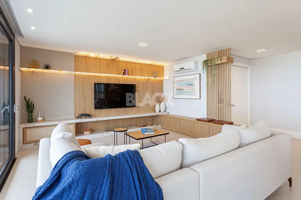 Foto 6 de Apartamento com 4 quartos à venda, 220m2 em Torres - RS