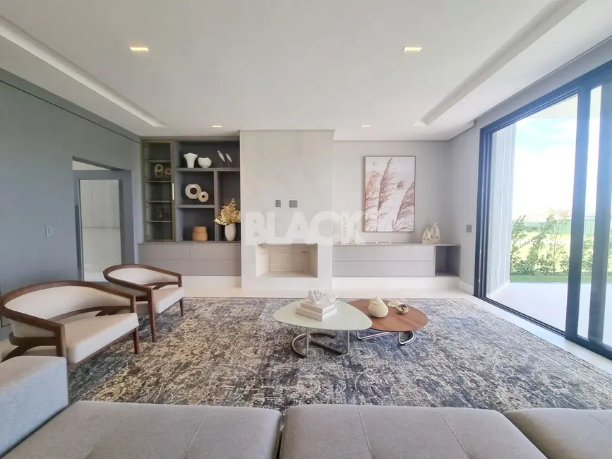 Casa de Condomínio com 4 quartos à venda, 386m2 em Torres - RS - imagem 5 Foto 5 de Casa de Condomínio com 4 quartos à venda, 386m2 em Torres - RS