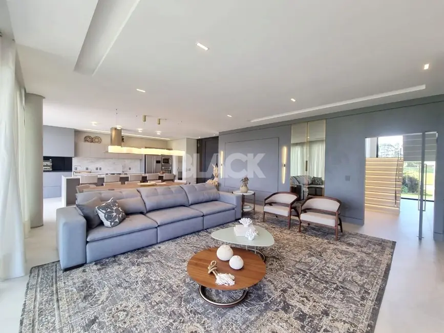 Casa de Condomínio com 4 quartos à venda, 386m2 em Torres - RS - imagem 6 Foto 6 de Casa de Condomínio com 4 quartos à venda, 386m2 em Torres - RS