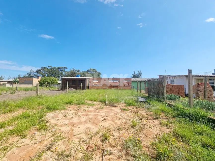 Terreno / Lote à venda, 300m2 em Torres - RS - imagem 1 Foto 1 de Terreno / Lote à venda, 300m2 em Torres - RS
