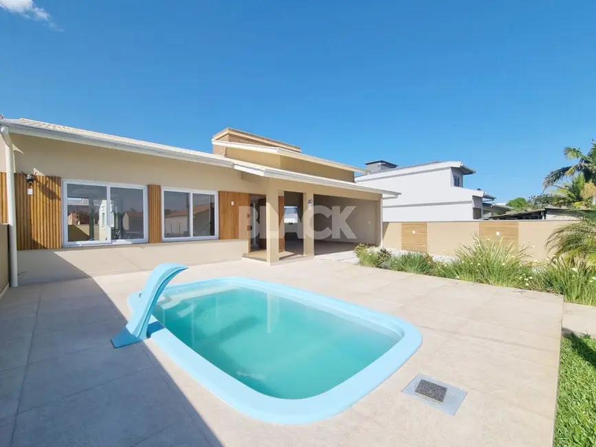 Foto 3 de Casa com 3 quartos à venda, 138m2 em Passo De Torres - SC