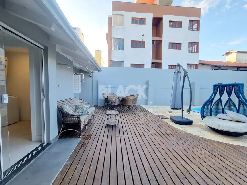 Casa com 3 quartos à venda, 159m2 em Torres - RS - imagem 3 Foto 3 de Casa com 3 quartos à venda, 159m2 em Torres - RS