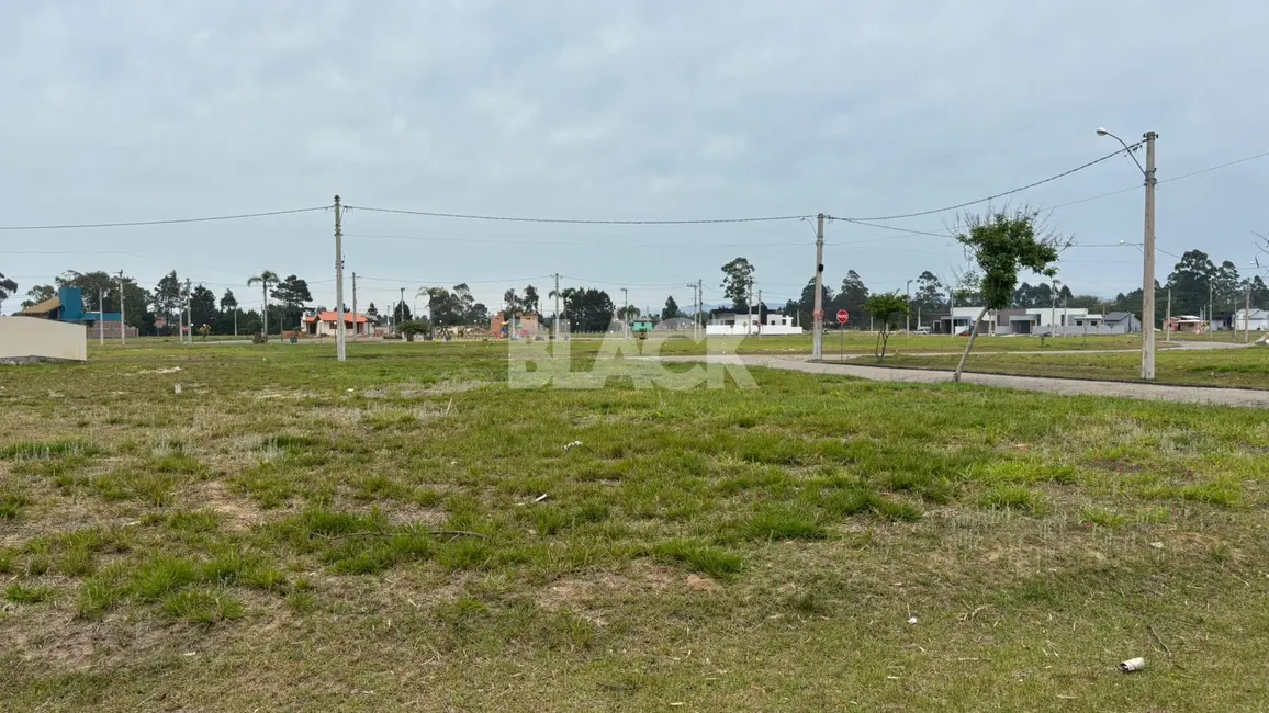 Foto 3 de Terreno / Lote à venda, 296m2 em Passo De Torres - SC