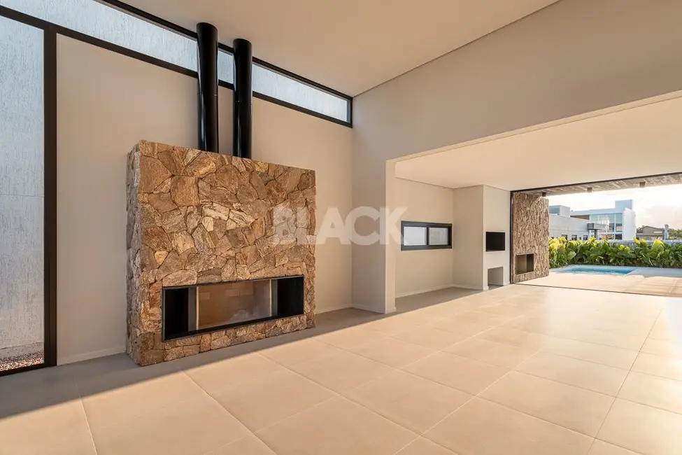 Foto 7 de Casa com 3 quartos à venda, 212m2 em Centro, Passo De Torres - SC