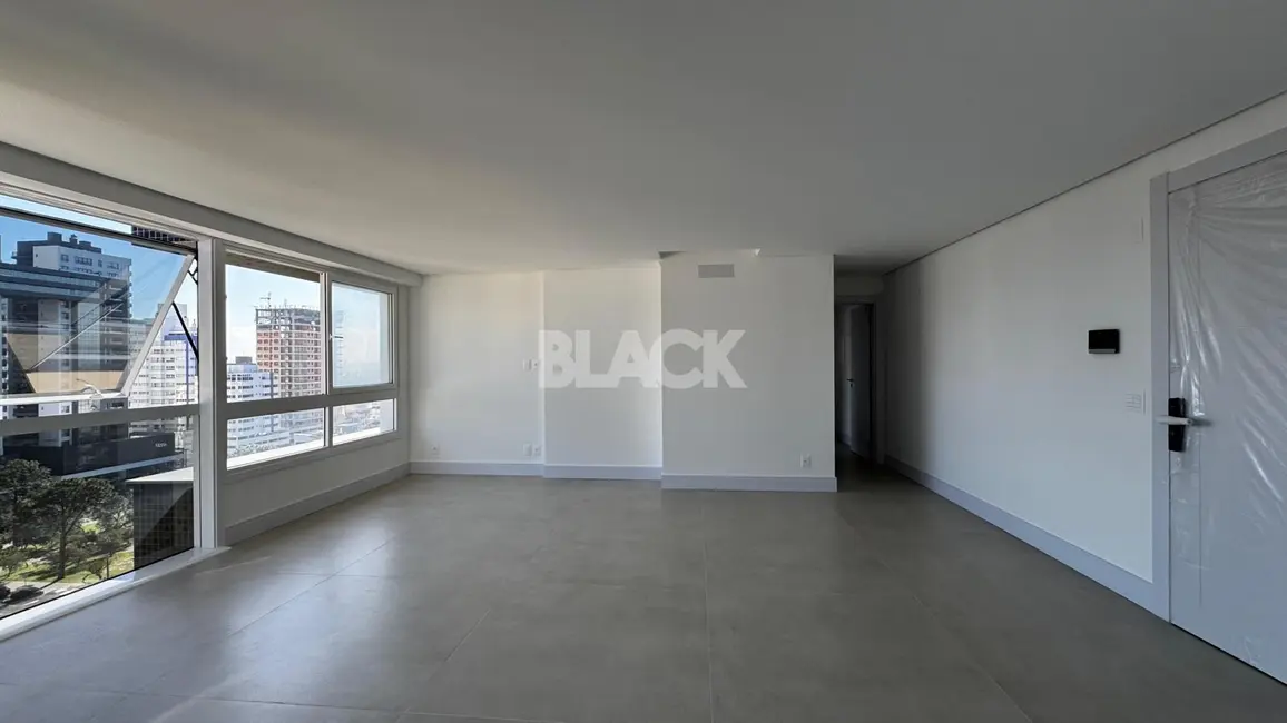 Apartamento com 3 quartos à venda, 111m2 em Centro, Torres - RS - imagem 6 Foto 6 de Apartamento com 3 quartos à venda, 111m2 em Centro, Torres - RS