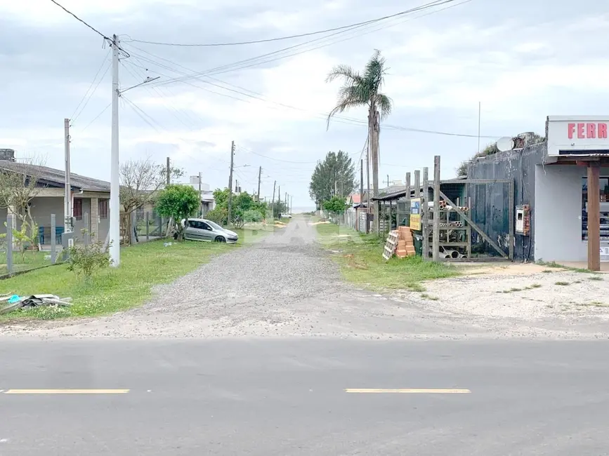 Foto 2 de Terreno / Lote à venda, 300m2 em Arroio Do Sal - RS