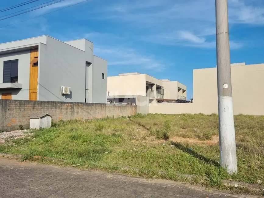 Foto 4 de Terreno / Lote à venda, 312m2 em Torres - RS