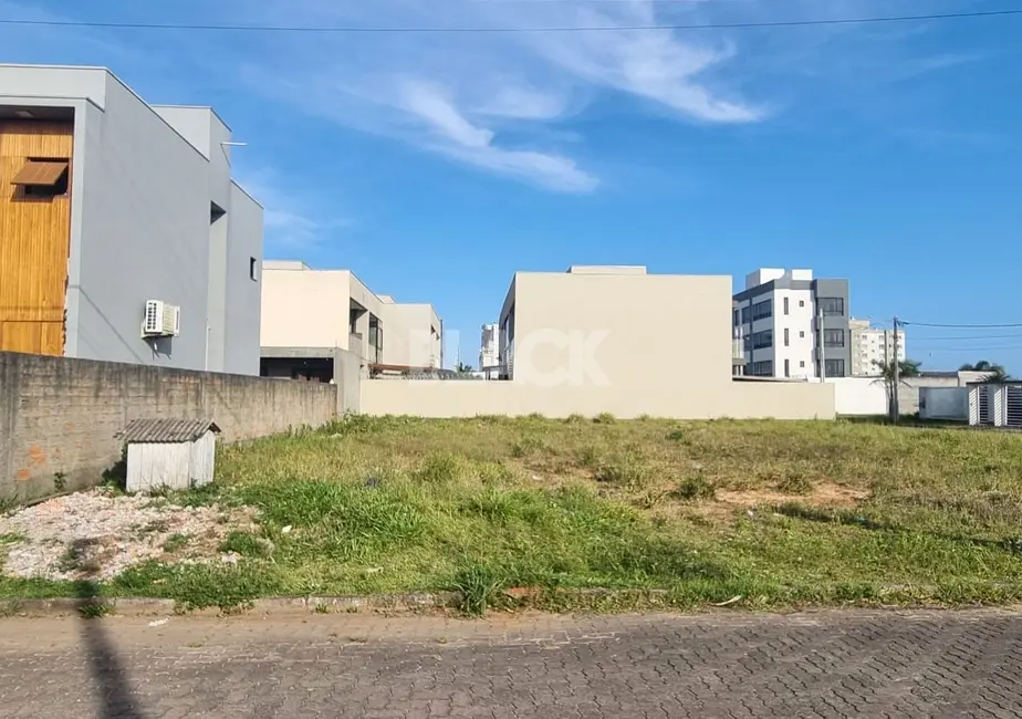 Foto 2 de Terreno / Lote à venda, 312m2 em Torres - RS