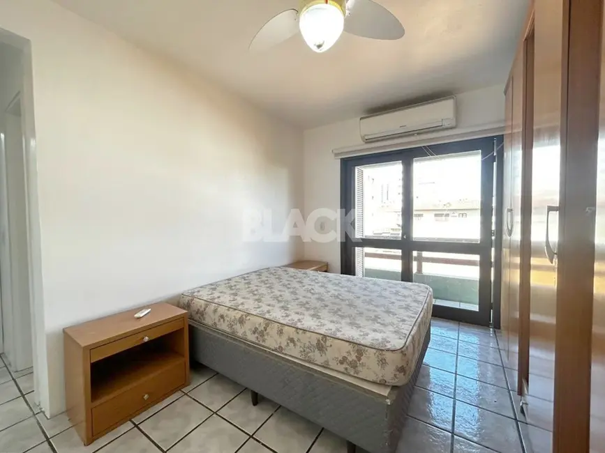 Foto 6 de Apartamento com 2 quartos à venda, 70m2 em Centro, Torres - RS