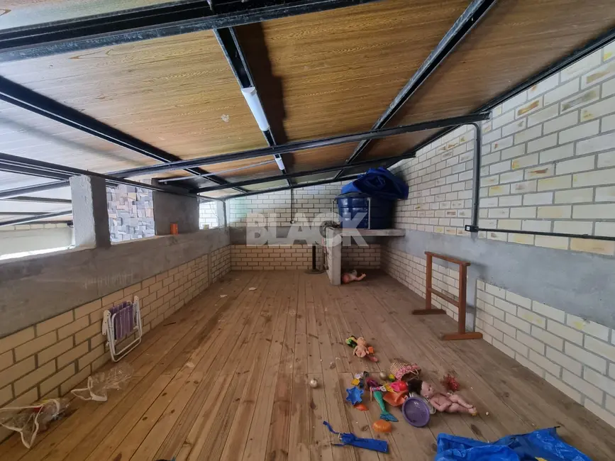 Casa com 3 quartos à venda, 250m2 em Torres - RS - imagem 6 Foto 6 de Casa com 3 quartos à venda, 250m2 em Torres - RS