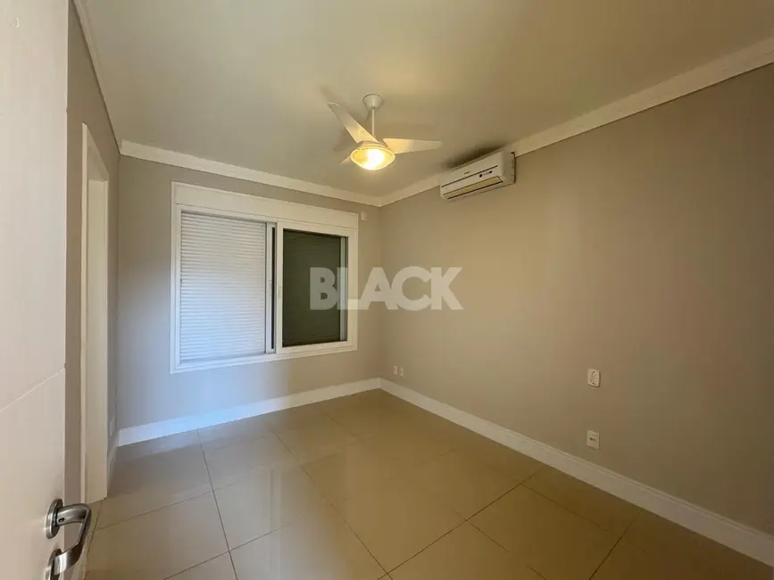 Foto 6 de Casa de Condomínio com 4 quartos à venda, 330m2 em Torres - RS