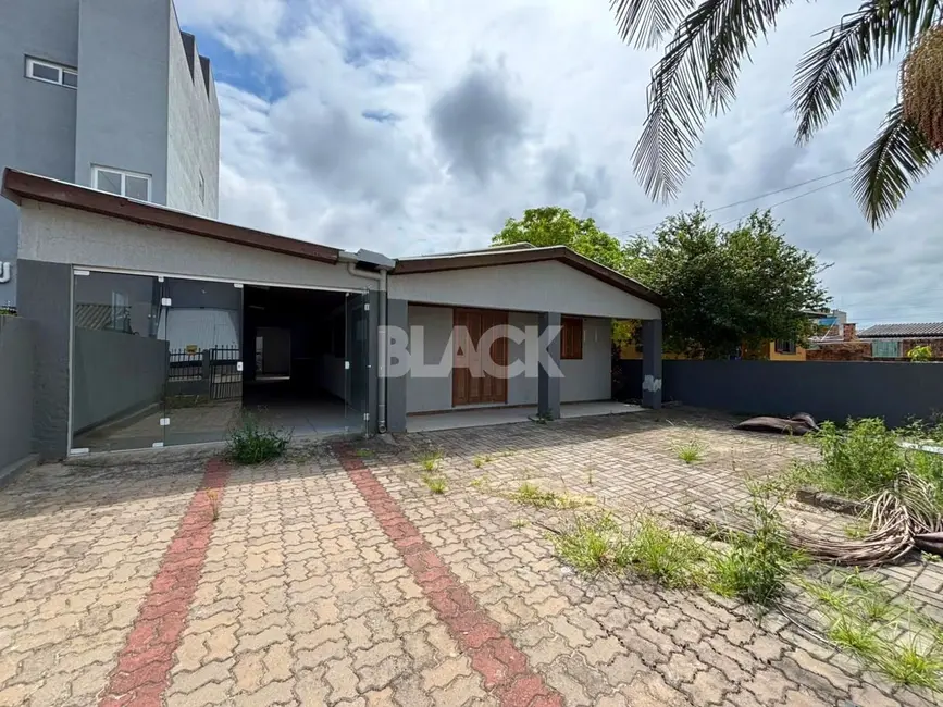 Foto 2 de Casa com 3 quartos à venda, 130m2 em Centro, Passo De Torres - SC