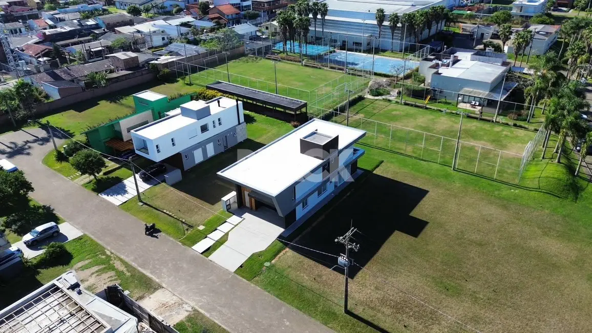 Foto 4 de Casa de Condomínio com 6 quartos à venda, 474m2 em Torres - RS