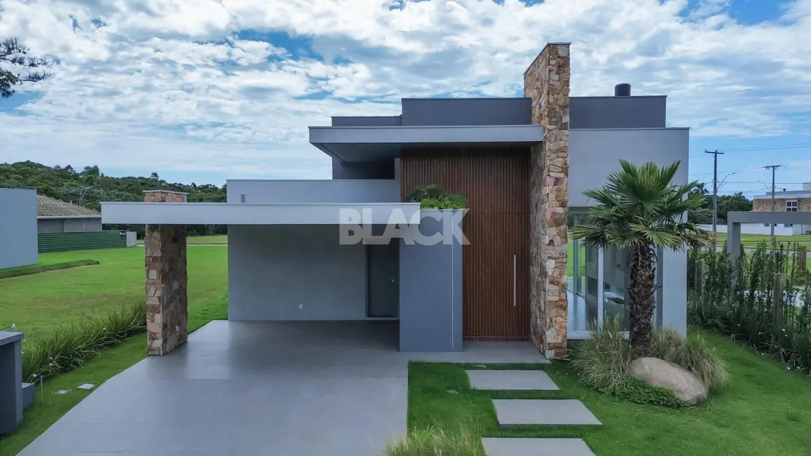 Foto 5 de Casa de Condomínio com 3 quartos à venda, 203m2 em Torres - RS