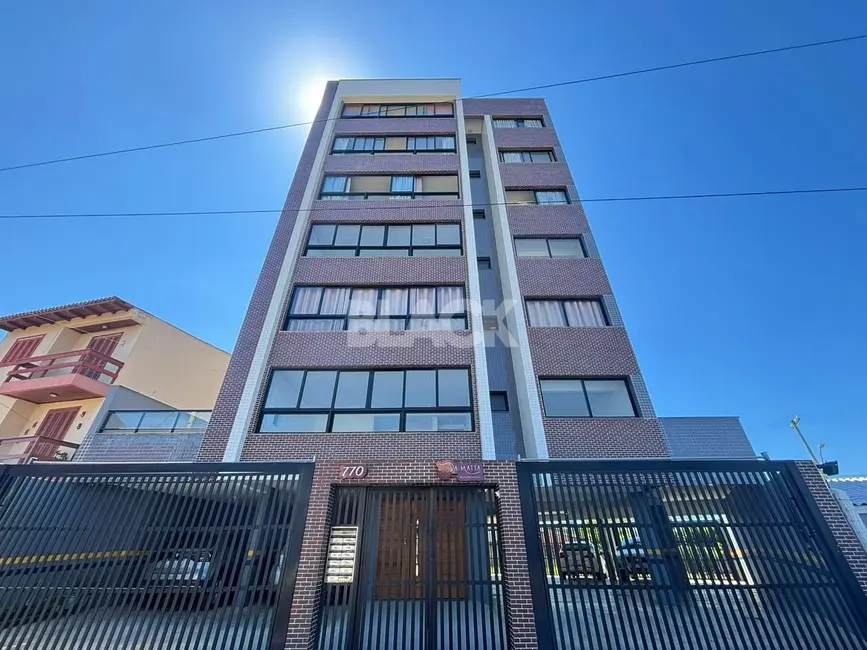 Foto 1 de Apartamento com 1 quarto à venda, 60m2 em Centro, Torres - RS