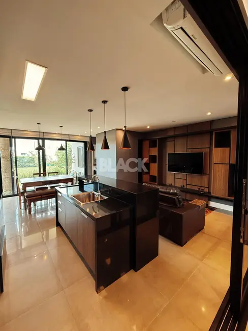 Foto 5 de Casa de Condomínio com 3 quartos à venda, 285m2 em Torres - RS