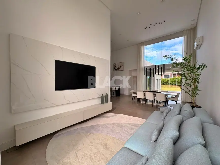 Foto 9 de Casa de Condomínio com 3 quartos à venda, 230m2 em Torres - RS