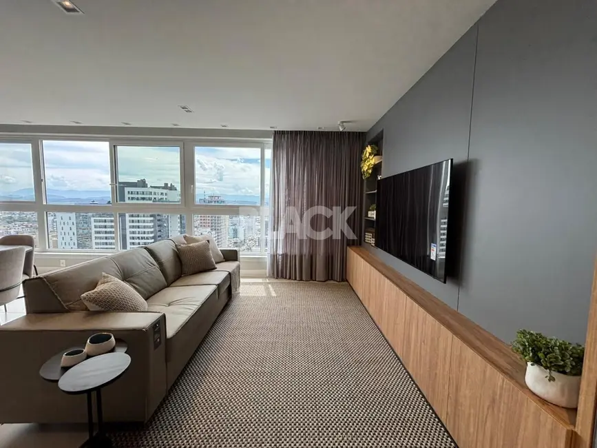 Foto 2 de Apartamento com 3 quartos à venda, 102m2 em Centro, Torres - RS