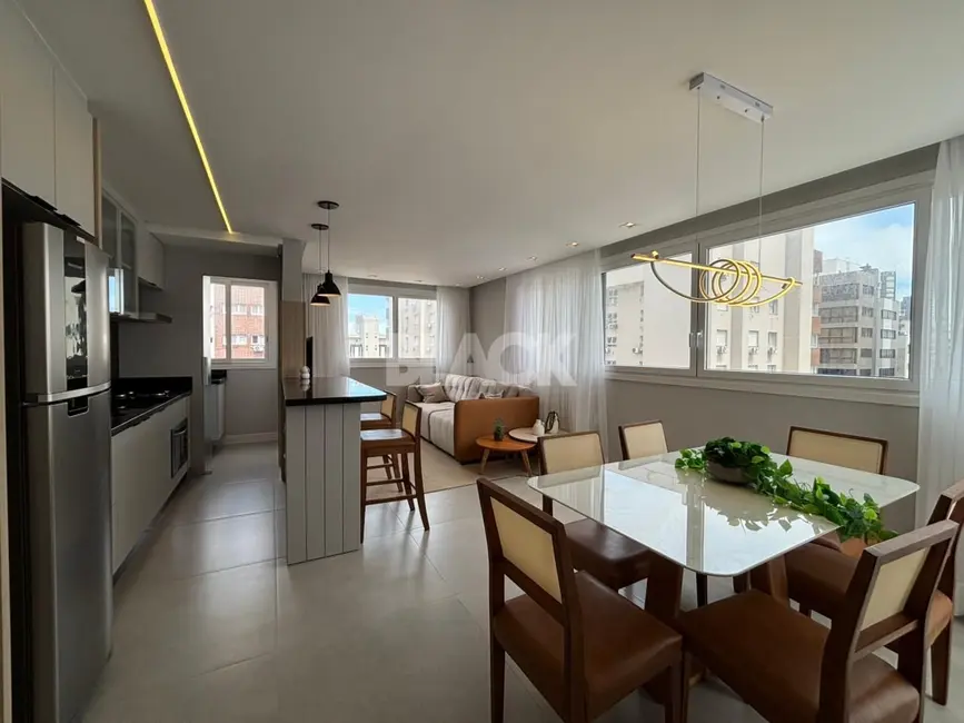 Foto 1 de Apartamento com 2 quartos à venda, 77m2 em Centro, Torres - RS