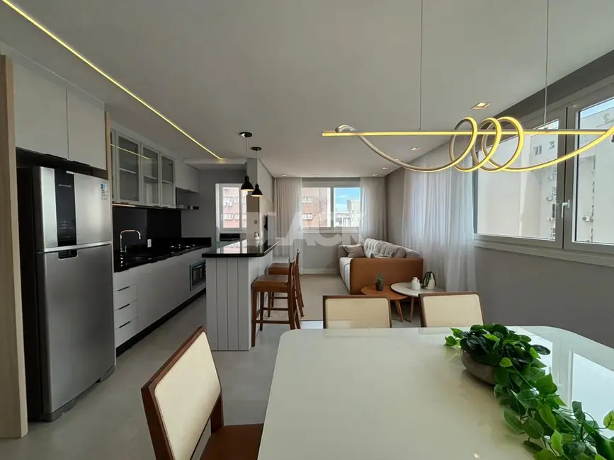 Foto 3 de Apartamento com 2 quartos à venda, 77m2 em Centro, Torres - RS