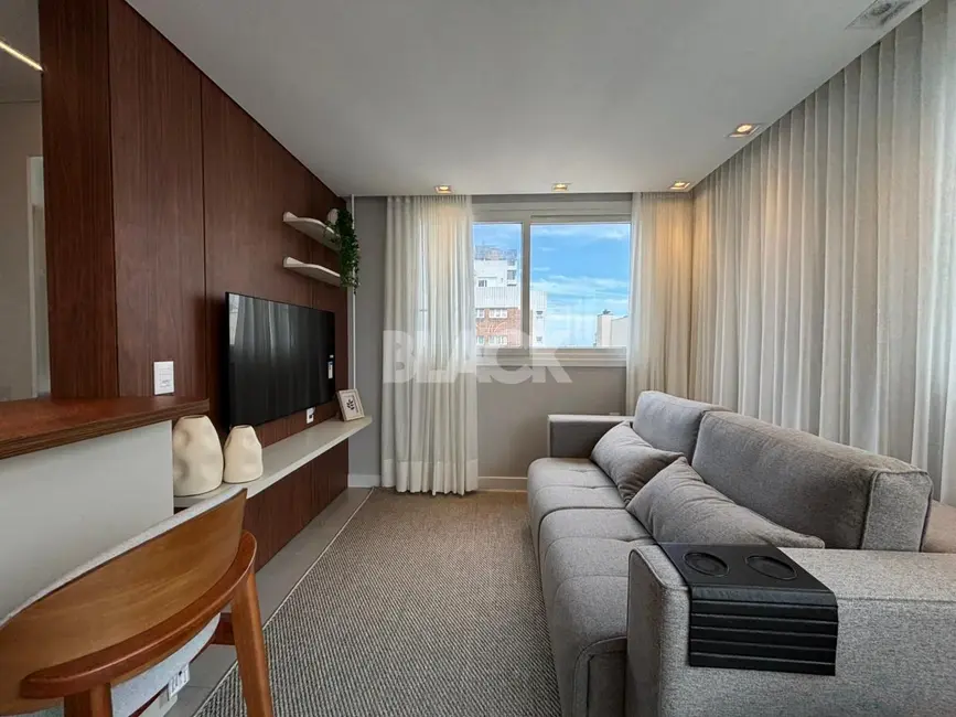 Foto 3 de Apartamento com 2 quartos à venda, 77m2 em Centro, Torres - RS