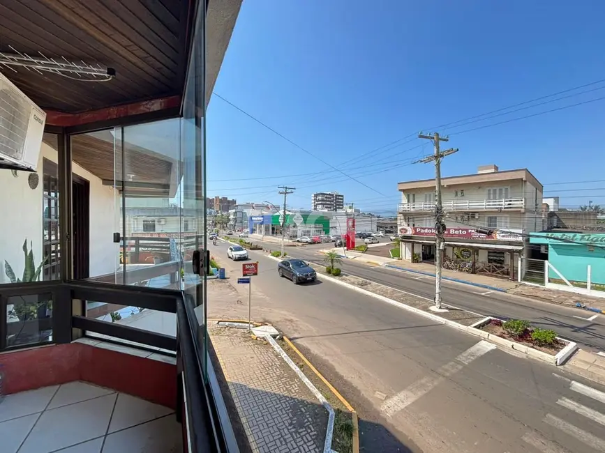 Foto 6 de Apartamento com 2 quartos à venda, 75m2 em Centro, Torres - RS