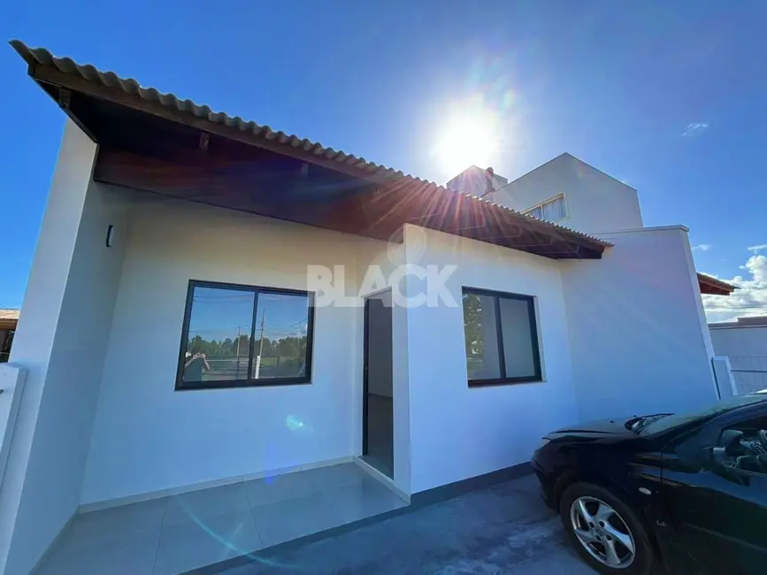 Foto 3 de Casa com 2 quartos à venda, 53m2 em Passo De Torres - SC