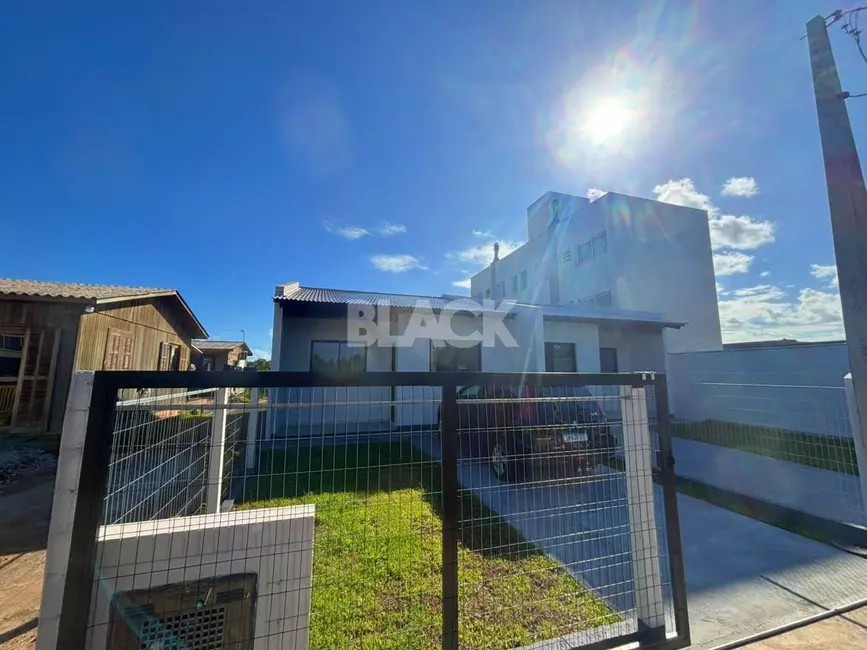 Foto 2 de Casa com 2 quartos à venda, 53m2 em Passo De Torres - SC