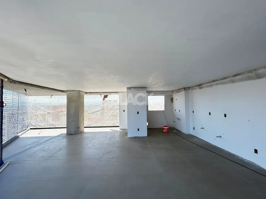 Foto 6 de Apartamento com 4 quartos à venda, 130m2 em Torres - RS