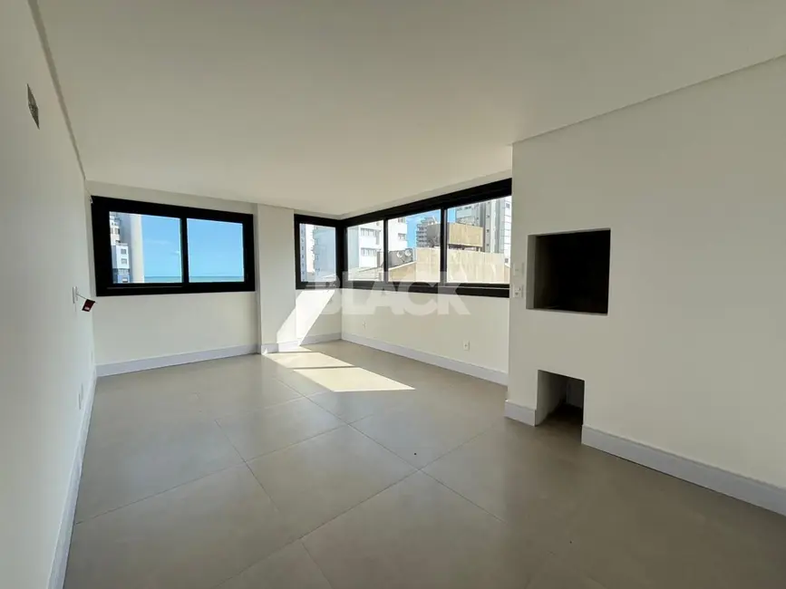 Foto 1 de Apartamento com 2 quartos à venda, 78m2 em Torres - RS