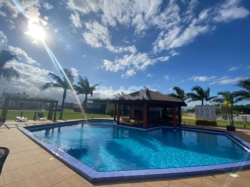 Foto 1 de Terreno / Lote à venda, 399m2 em Passo De Torres - SC