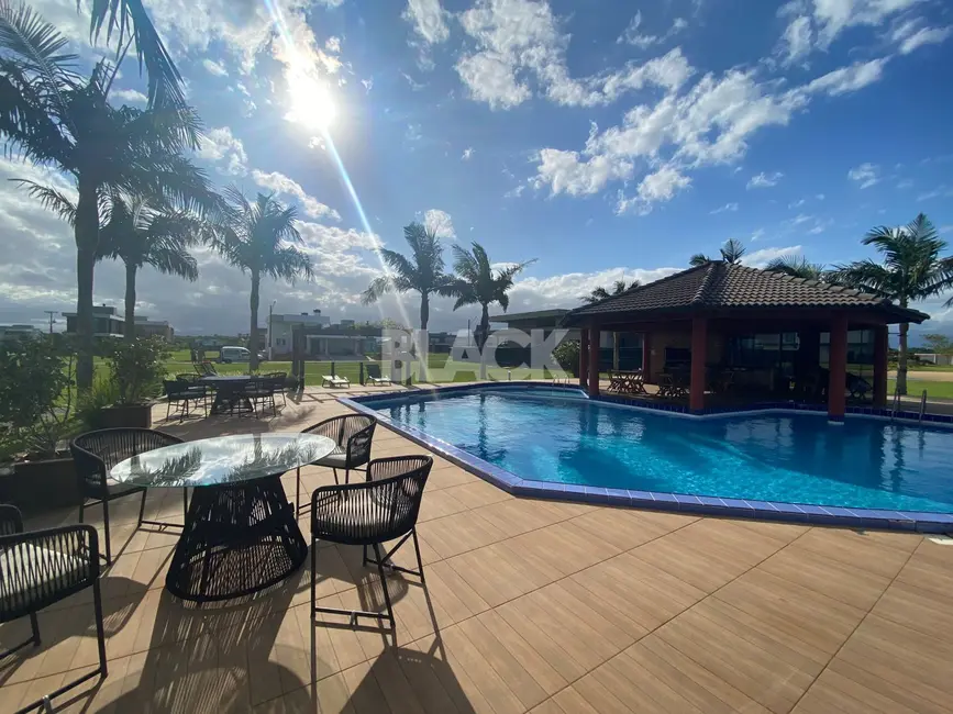 Foto 3 de Terreno / Lote à venda, 399m2 em Passo De Torres - SC