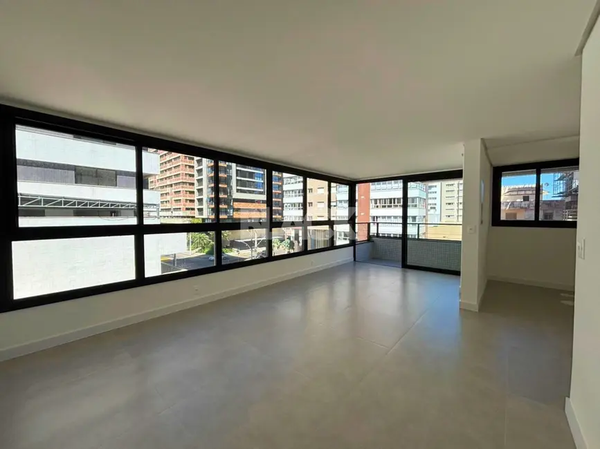 Foto 2 de Apartamento com 2 quartos à venda, 80m2 em Torres - RS