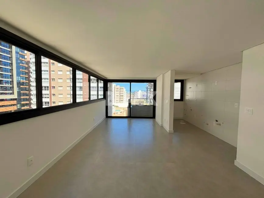 Foto 2 de Apartamento com 2 quartos à venda, 80m2 em Torres - RS