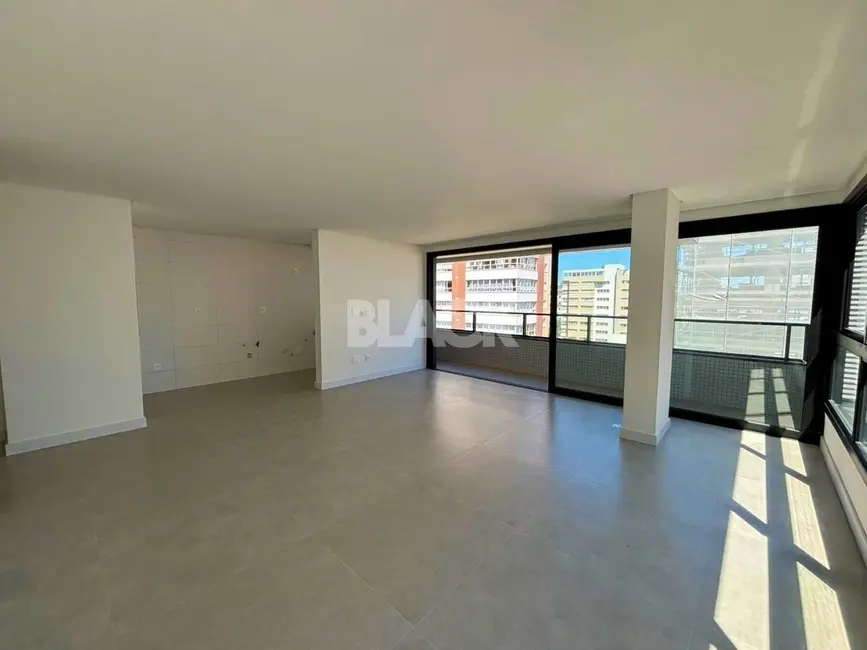 Foto 3 de Apartamento com 3 quartos à venda, 112m2 em Torres - RS