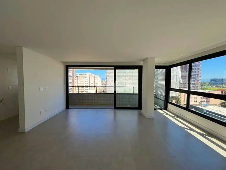 Foto 2 de Apartamento com 3 quartos à venda, 112m2 em Torres - RS