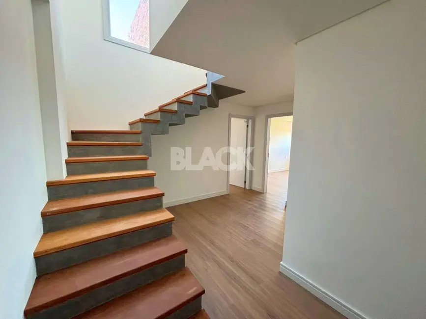 Foto 3 de Cobertura com 3 quartos à venda, 204m2 em Torres - RS