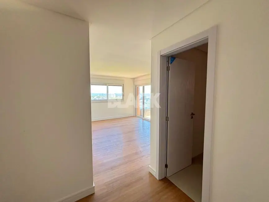 Foto 8 de Cobertura com 3 quartos à venda, 204m2 em Torres - RS